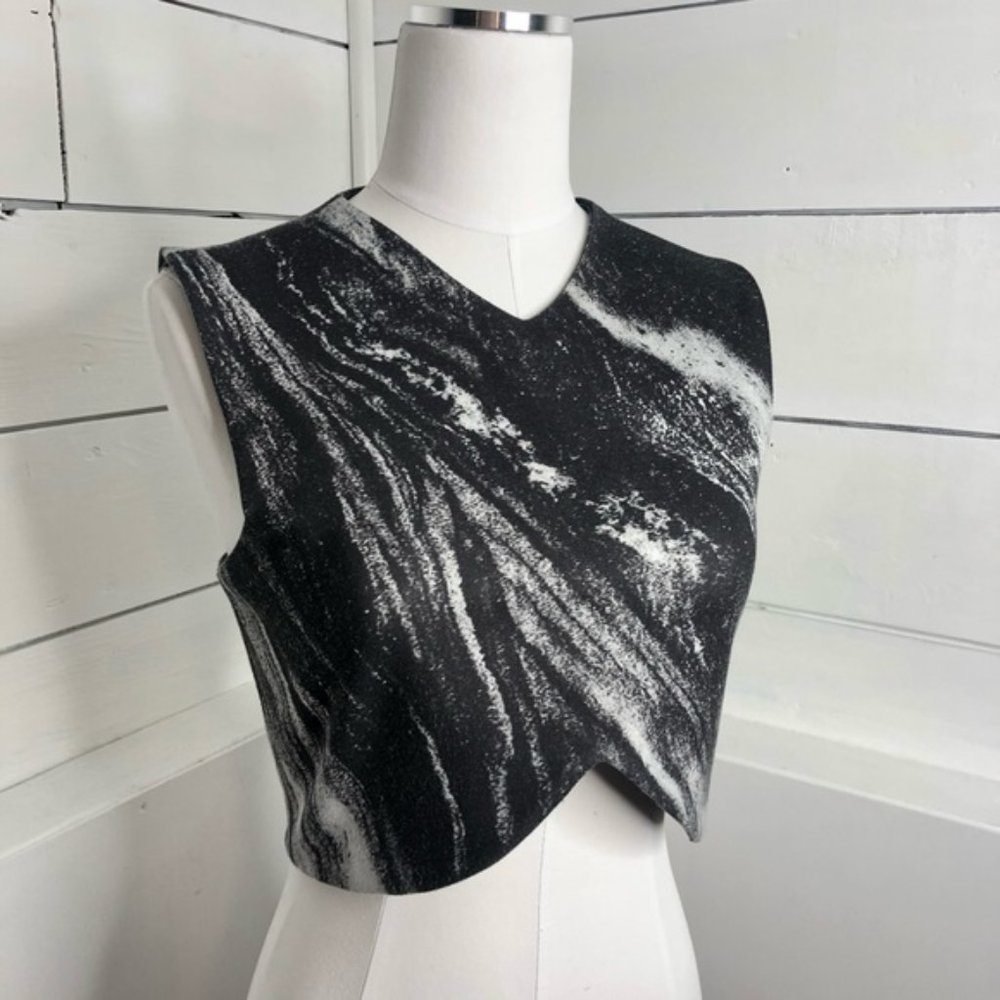Zara Gray Marble Crop Top